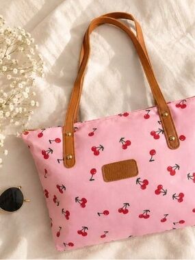 Cherry Tote Bag, FREE With 35$+ Purchase
